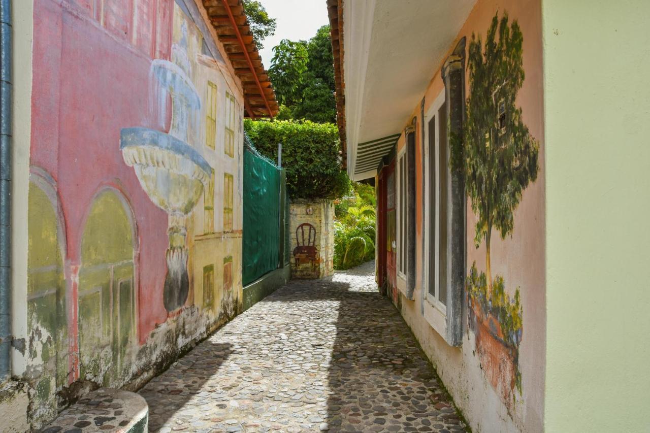 Casa Jardin-Lakeside Boutique Resort By Restavio Ajijic Exterior photo