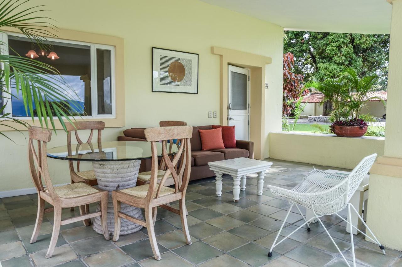 Casa Jardin-Lakeside Boutique Resort By Restavio Ajijic Exterior photo