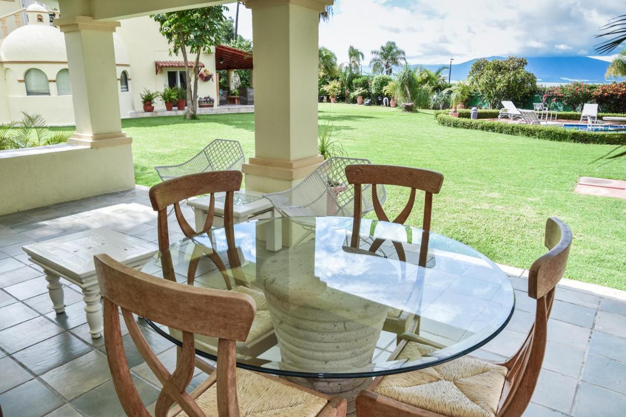 Casa Jardin-Lakeside Boutique Resort By Restavio Ajijic Exterior photo